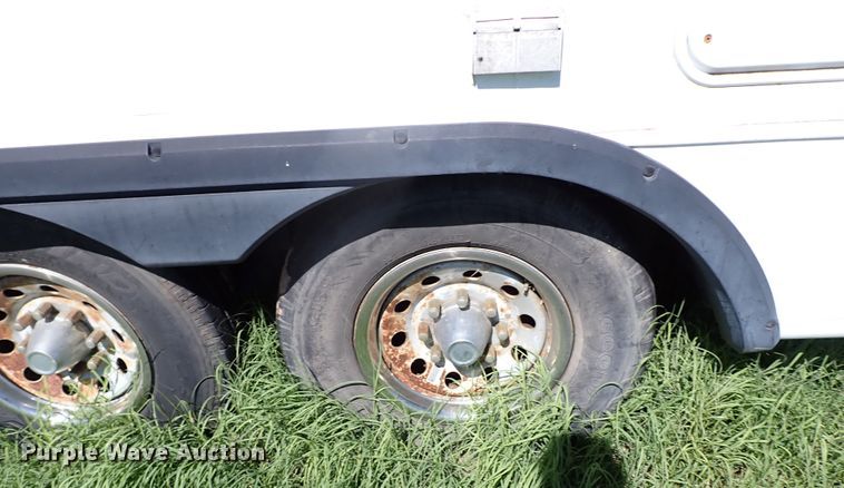 image for item MF9483 2000 Fleetwood Avion  camper