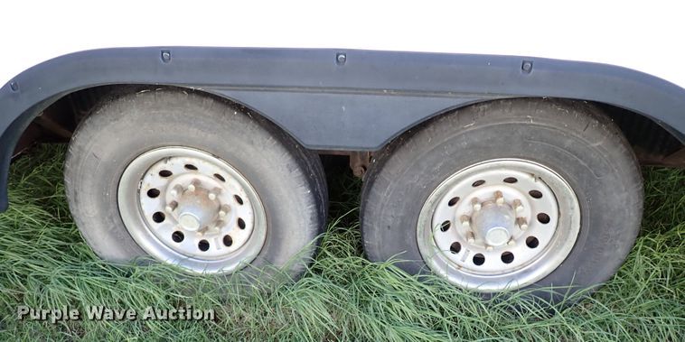 image for item MF9483 2000 Fleetwood Avion  camper