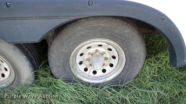 image for item MF9483 2000 Fleetwood Avion  camper