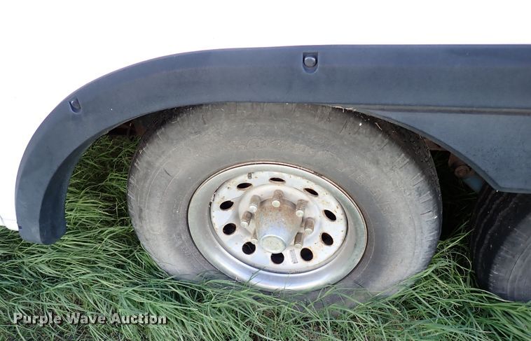 image for item MF9483 2000 Fleetwood Avion  camper