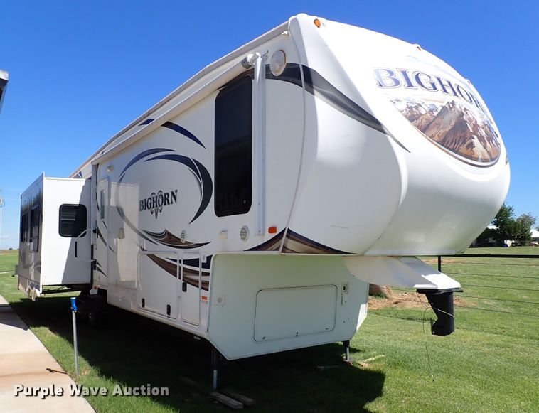 image for item MF9489 2013 Heartland Bighorn  3685RL camper
