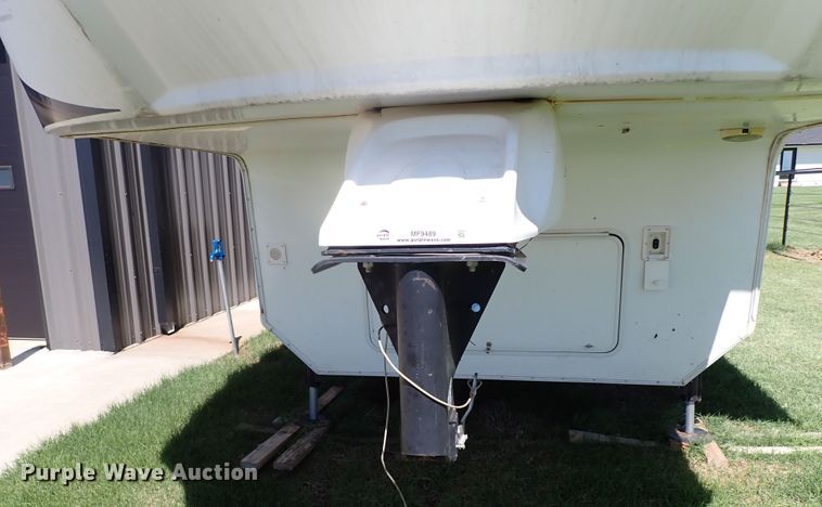 image for item MF9489 2013 Heartland Bighorn  3685RL camper