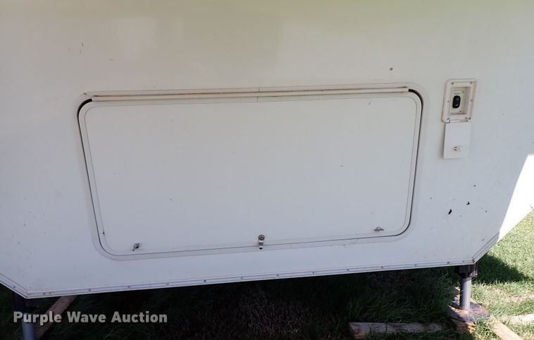 image for item MF9489 2013 Heartland Bighorn  3685RL camper