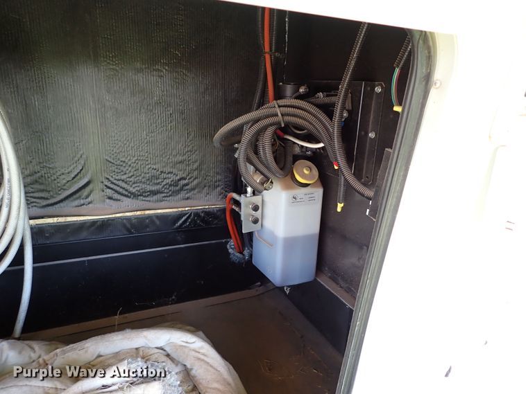 image for item MF9489 2013 Heartland Bighorn  3685RL camper