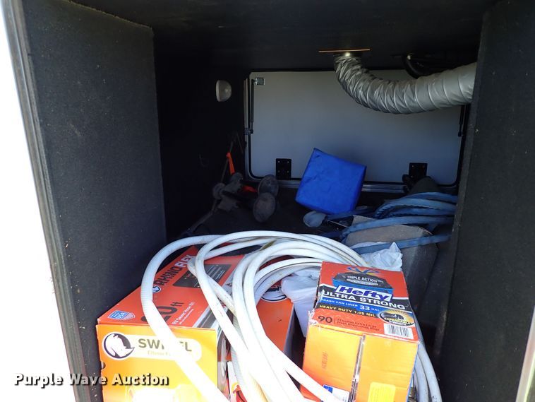 image for item MF9489 2013 Heartland Bighorn  3685RL camper