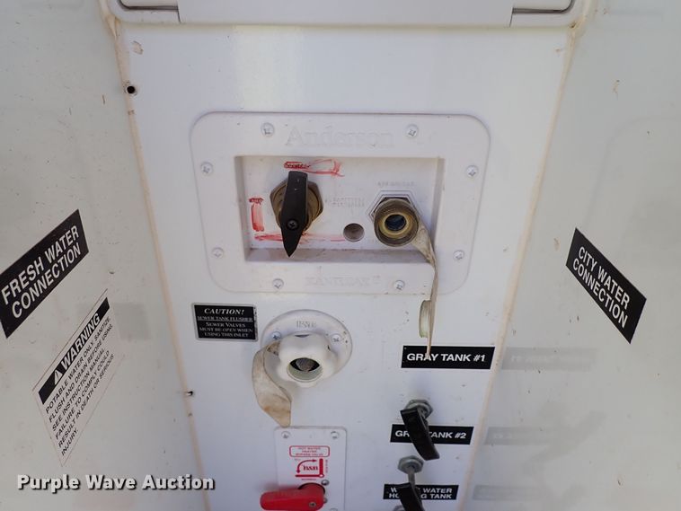 image for item MF9489 2013 Heartland Bighorn  3685RL camper