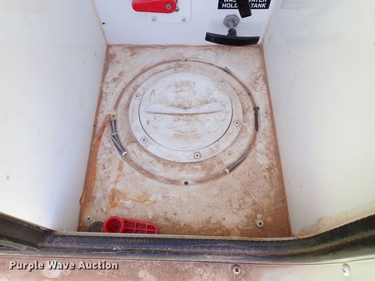 image for item MF9489 2013 Heartland Bighorn  3685RL camper