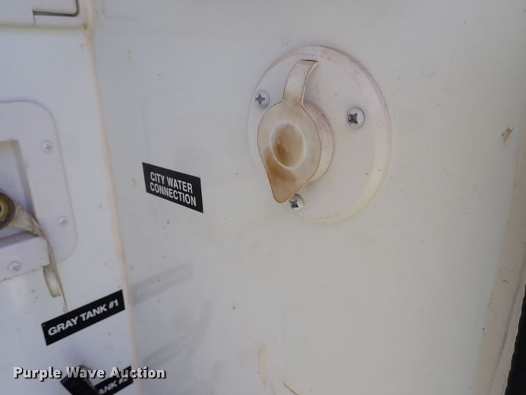 image for item MF9489 2013 Heartland Bighorn  3685RL camper