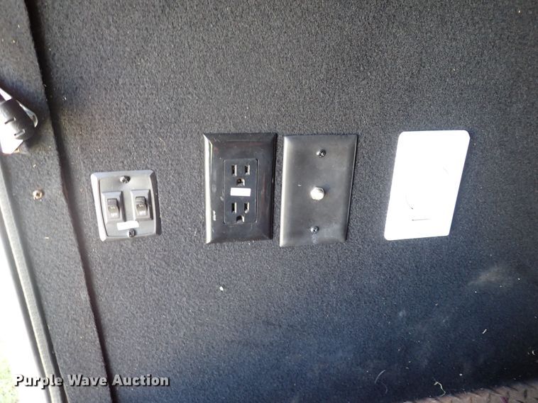 image for item MF9489 2013 Heartland Bighorn  3685RL camper