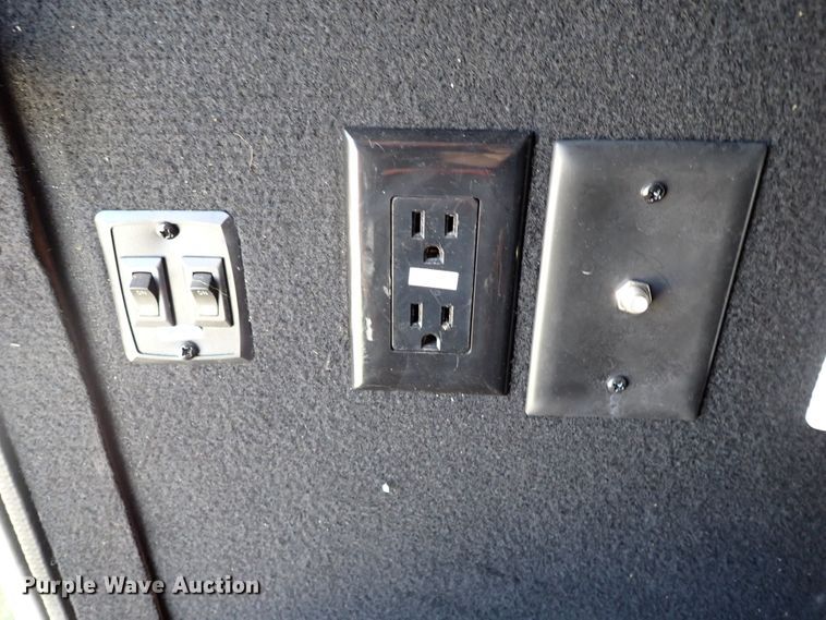 image for item MF9489 2013 Heartland Bighorn  3685RL camper