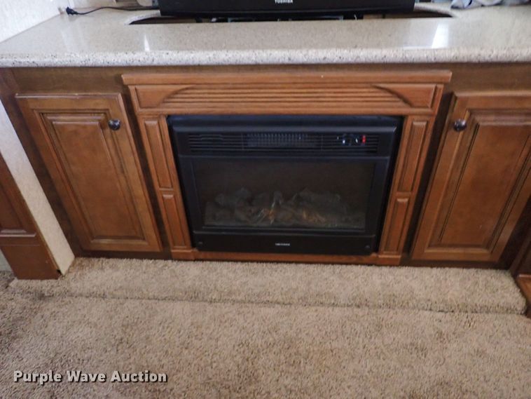 image for item MF9489 2013 Heartland Bighorn  3685RL camper