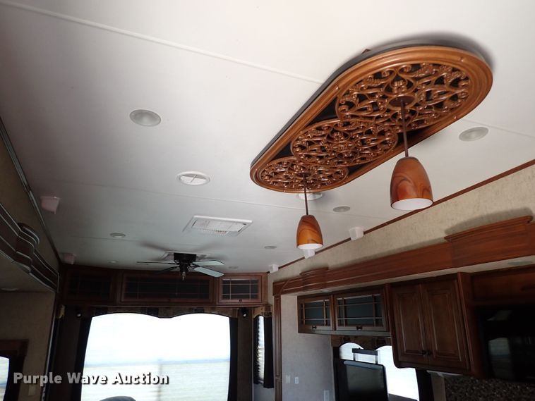 image for item MF9489 2013 Heartland Bighorn  3685RL camper