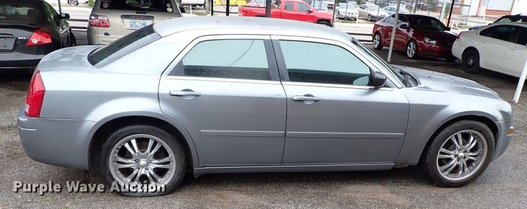 image for item MF9516 2006 Chrysler 300