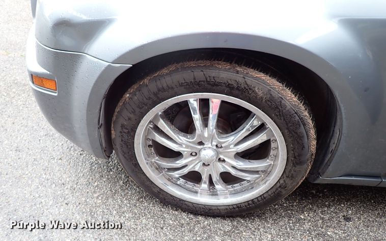 image for item MF9516 2006 Chrysler 300