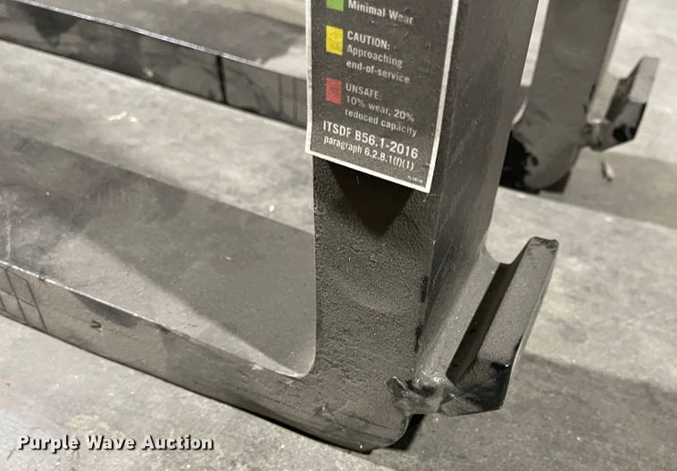 image for item MJ9747 Arrow forks