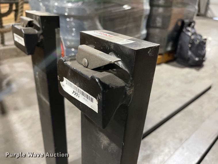 image for item MJ9747 Arrow forks