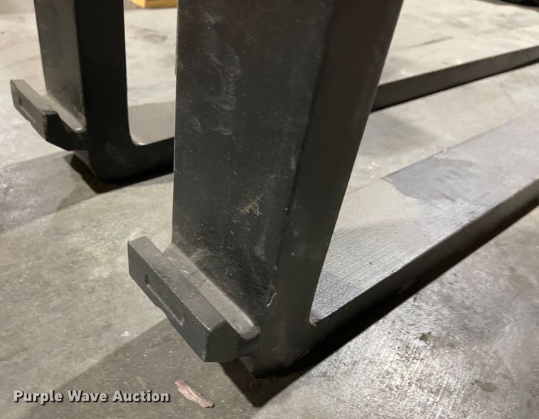 image for item MJ9747 Arrow forks