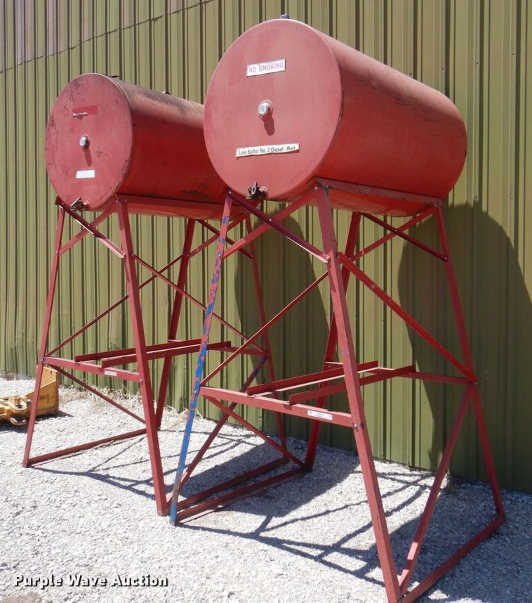 image for item MU9612 (2) fuel tanks