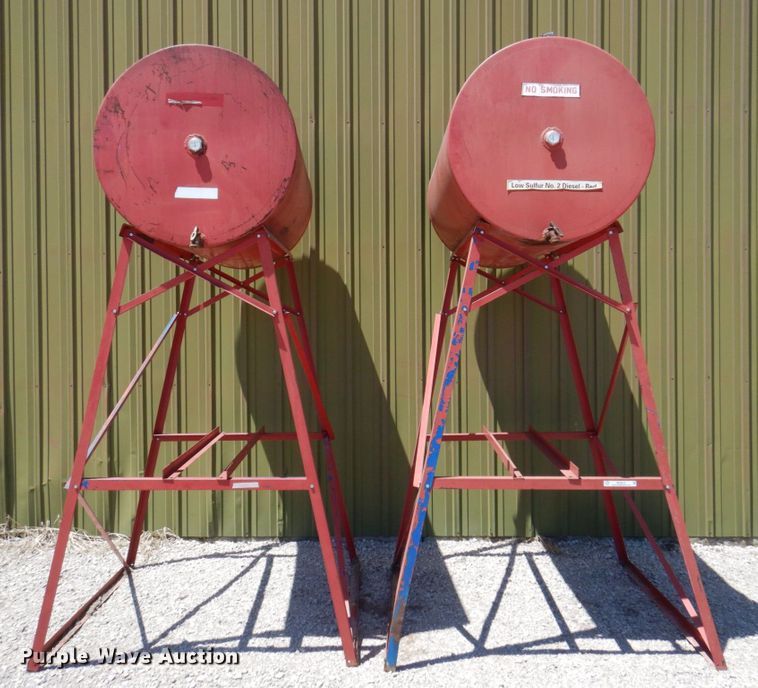 image for item MU9612 (2) fuel tanks