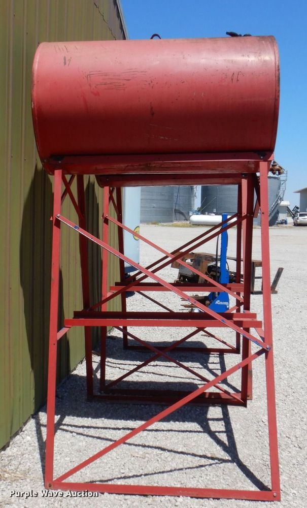 image for item MU9612 (2) fuel tanks