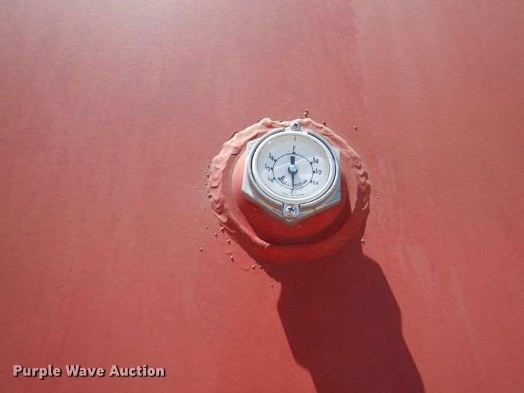 image for item MU9612 (2) fuel tanks