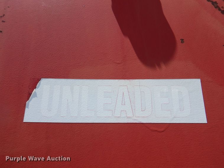 image for item MU9612 (2) fuel tanks