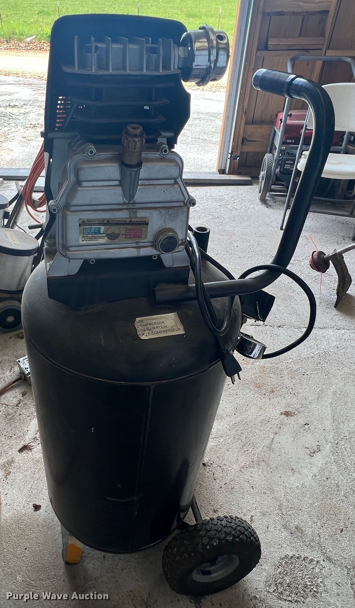 Jobsmart air compressor in Jay, OK Item HL9045 sold Purple Wave