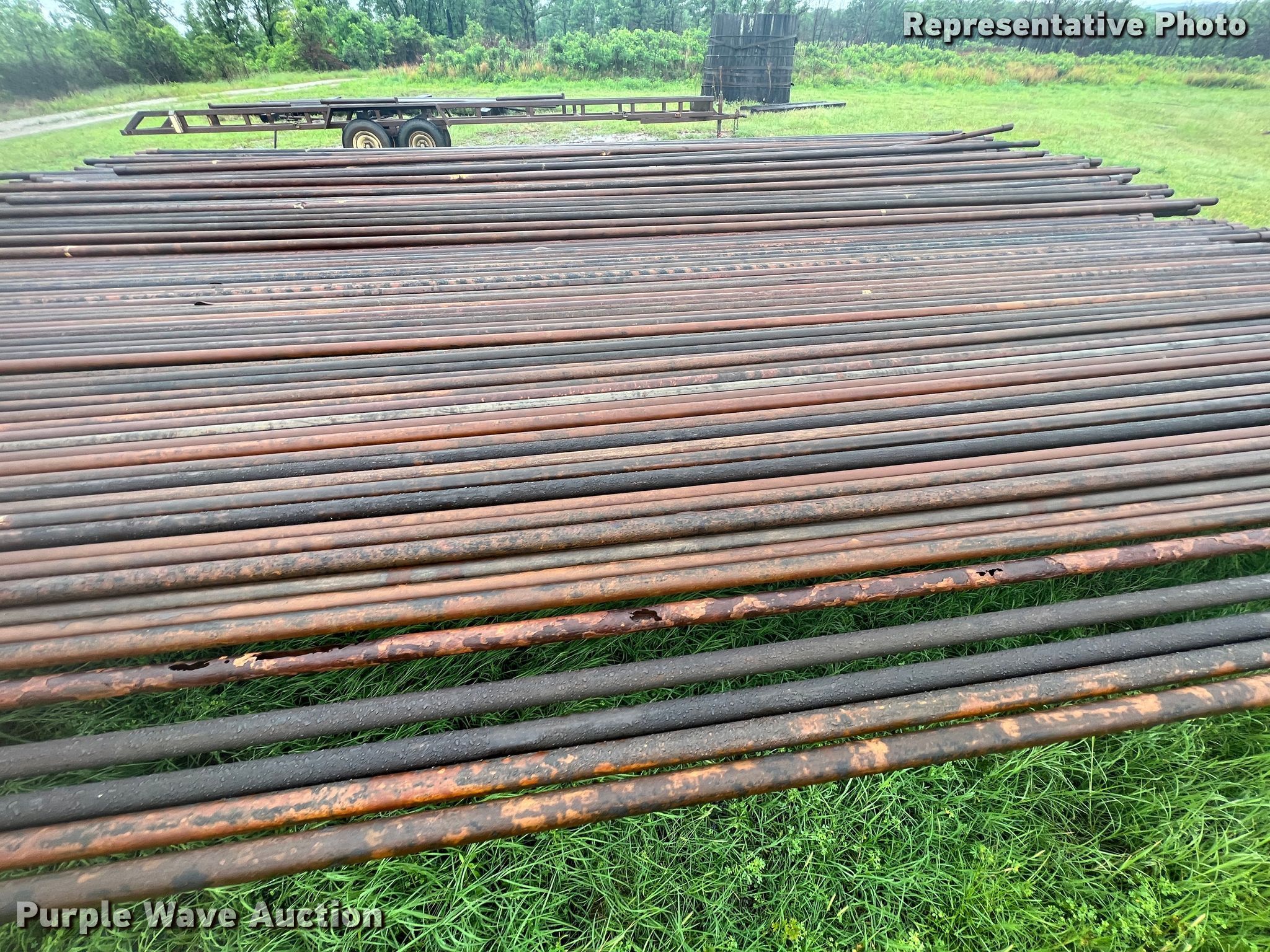 Oilfield pipes in Bartlesville, OK Item HL9060 sold Purple Wave