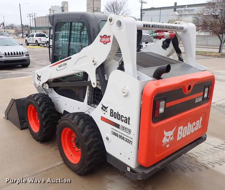 image for item DC4027 2015 Bobcat S590  skid steer loader