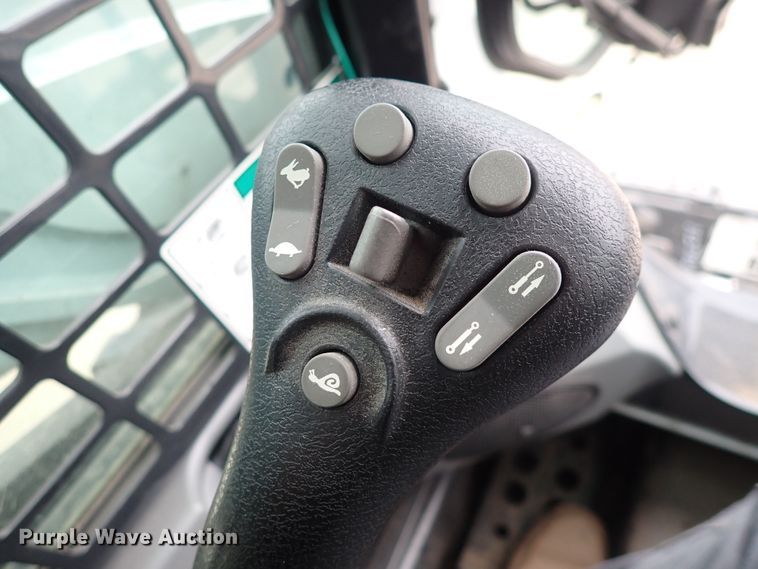 image for item DC4027 2015 Bobcat S590  skid steer loader