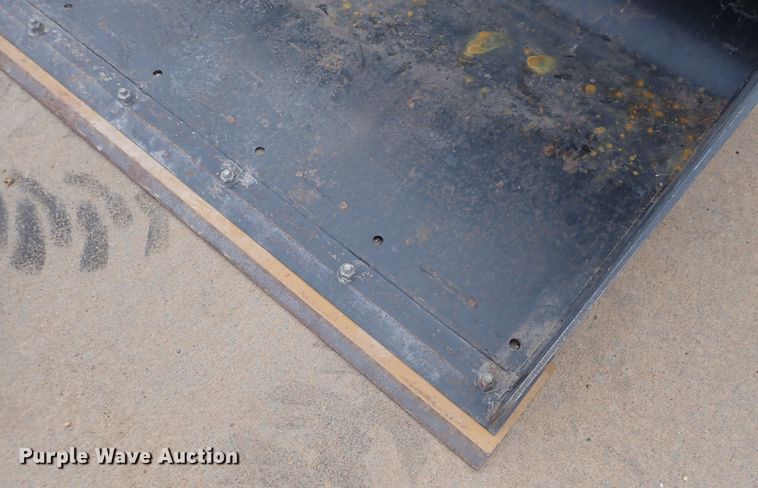 image for item DC4027 2015 Bobcat S590  skid steer loader