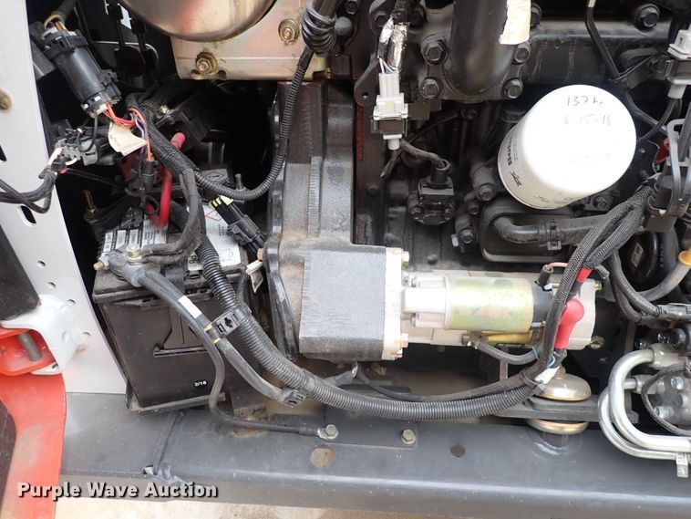 image for item DC4027 2015 Bobcat S590  skid steer loader