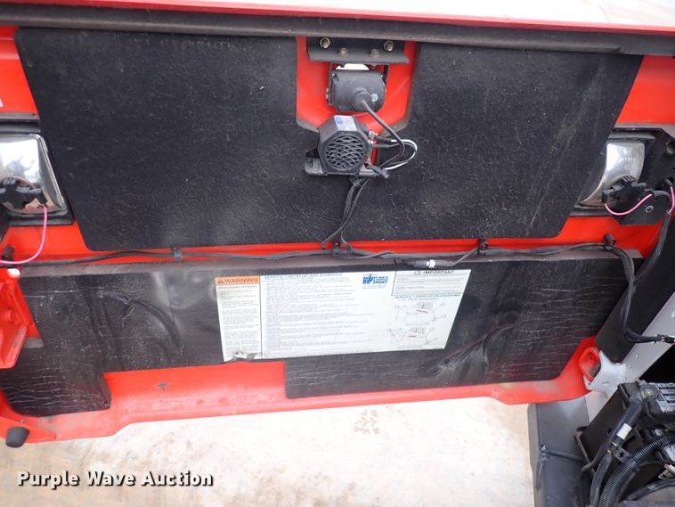 image for item DC4027 2015 Bobcat S590  skid steer loader