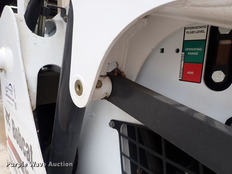 image for item DC4027 2015 Bobcat S590  skid steer loader