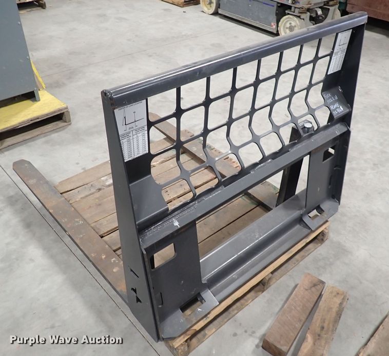 image for item DC4027 2015 Bobcat S590  skid steer loader