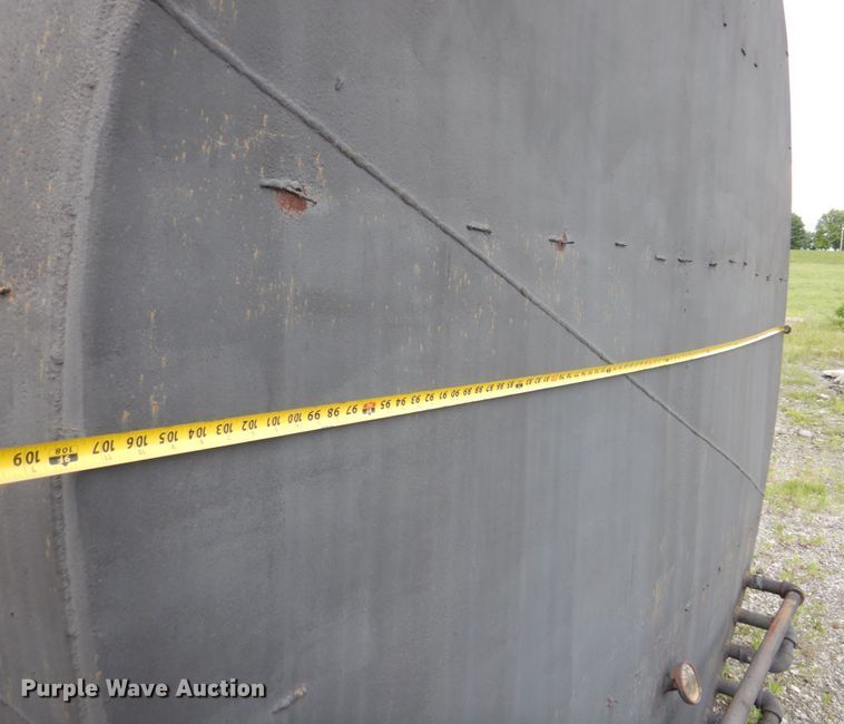 image for item DG6379 Asphalt oil tank