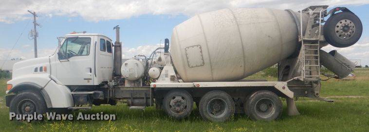 image for item DJ1324 1999 Sterling LT9511  ready mix truck