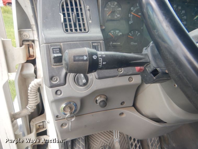 image for item DJ1324 1999 Sterling LT9511  ready mix truck