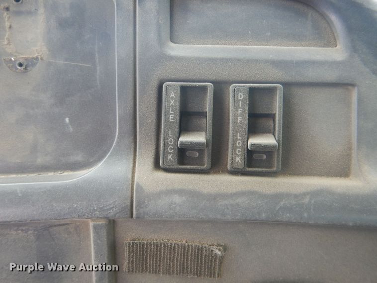 image for item DJ1324 1999 Sterling LT9511  ready mix truck