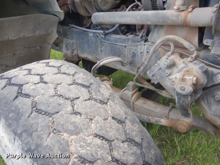 image for item DJ1324 1999 Sterling LT9511  ready mix truck