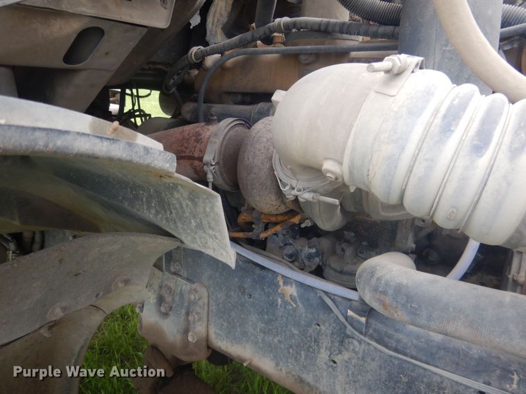 image for item DJ1324 1999 Sterling LT9511  ready mix truck