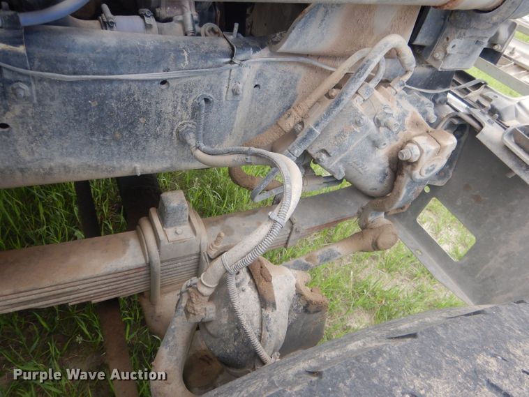 image for item DJ1324 1999 Sterling LT9511  ready mix truck