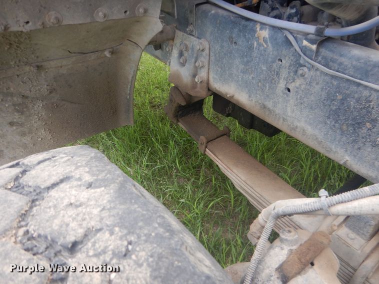 image for item DJ1324 1999 Sterling LT9511  ready mix truck