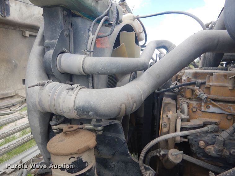 image for item DJ1324 1999 Sterling LT9511  ready mix truck