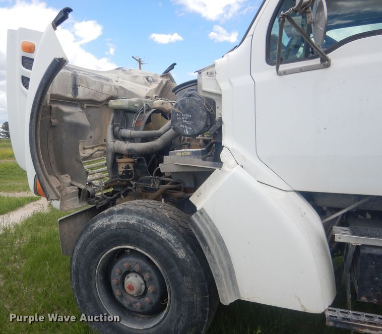 image for item DJ1324 1999 Sterling LT9511  ready mix truck