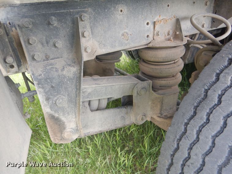 image for item DJ1324 1999 Sterling LT9511  ready mix truck