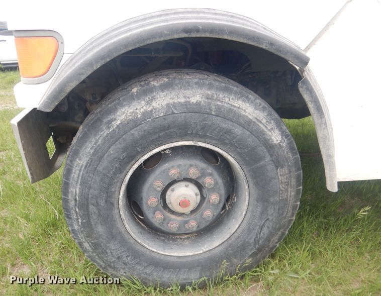 image for item DJ1324 1999 Sterling LT9511  ready mix truck