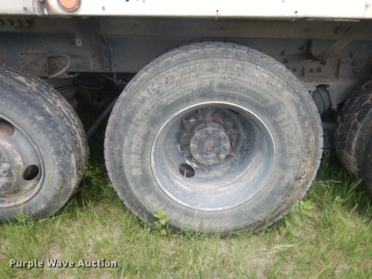 image for item DJ1324 1999 Sterling LT9511  ready mix truck