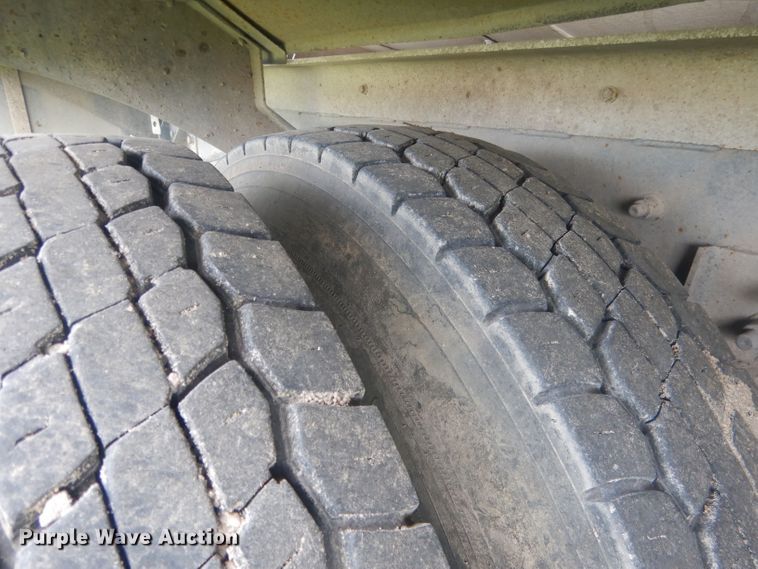 image for item DJ1324 1999 Sterling LT9511  ready mix truck