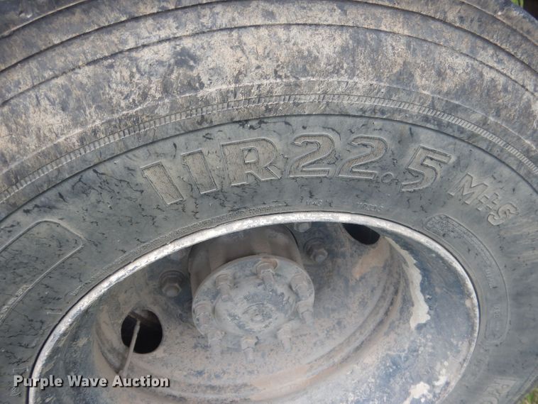 image for item DJ1324 1999 Sterling LT9511  ready mix truck